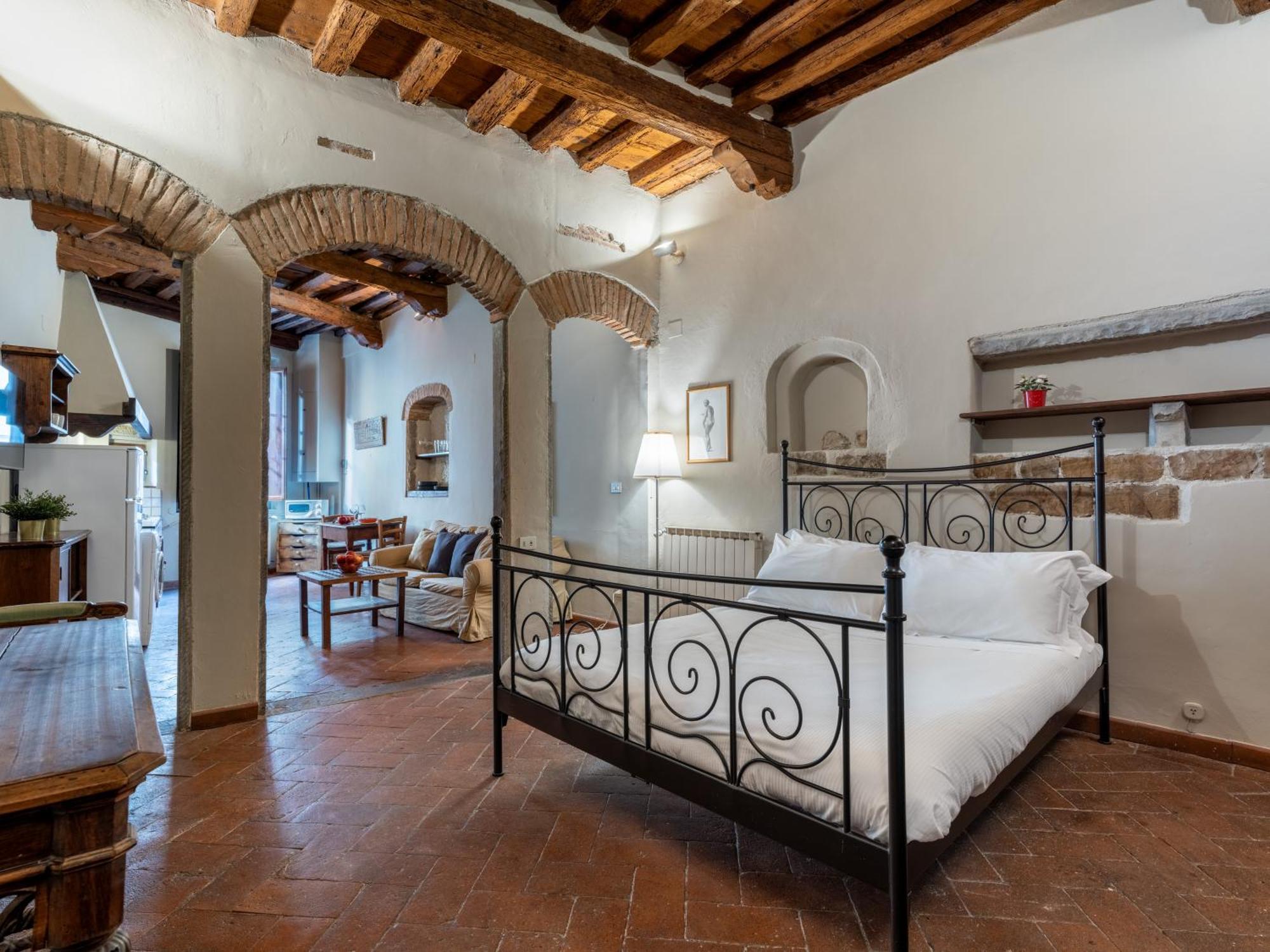 Santa Croce Junior Suite - Dolcevita Holiday Florence Exterior photo
